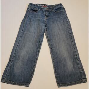 Denizen by Levi's Totally Shaping Capri-length Denim Short